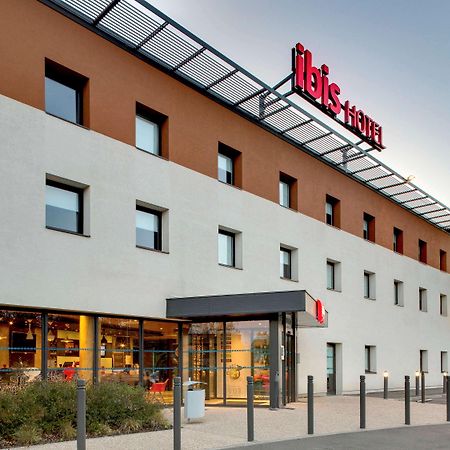 Hotel Ibis Montceau Les Mines Exterior foto